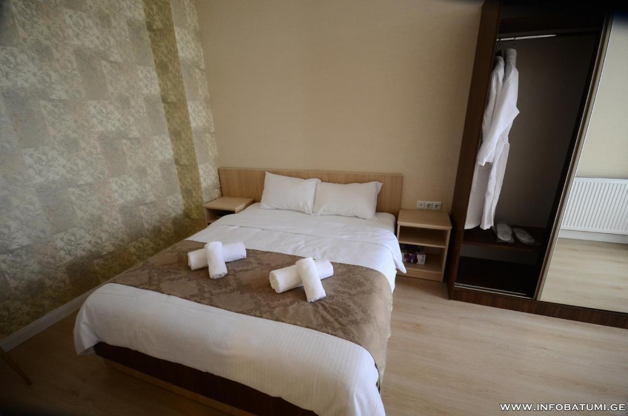 West Apartments Batumi Exterior photo